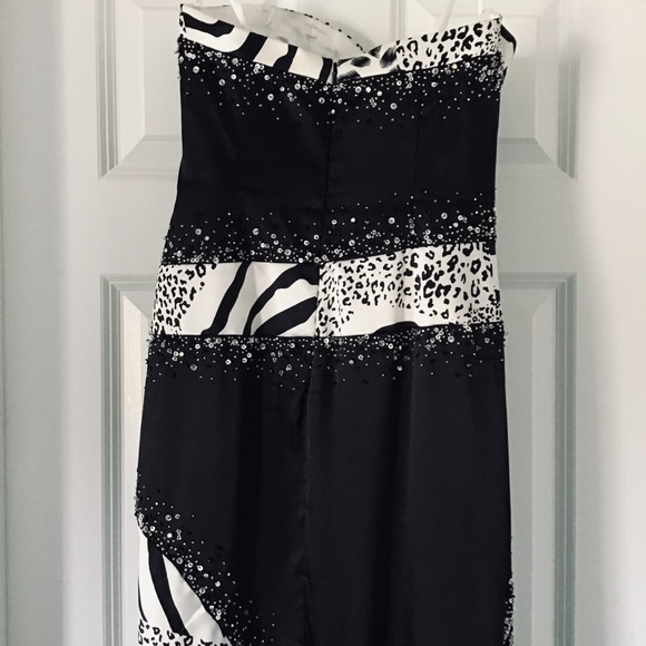 🦓 🐆🐅 Mixed animal print prom dress. - Picture 9 of 12